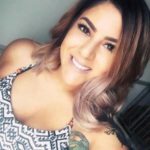 Meet your Posher, Vanessa